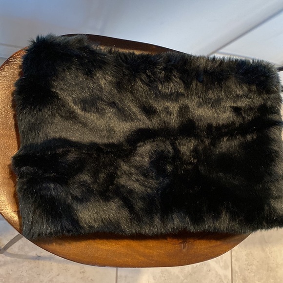 Ann Taylor reversible snood scarf New! - Picture 12 of 12